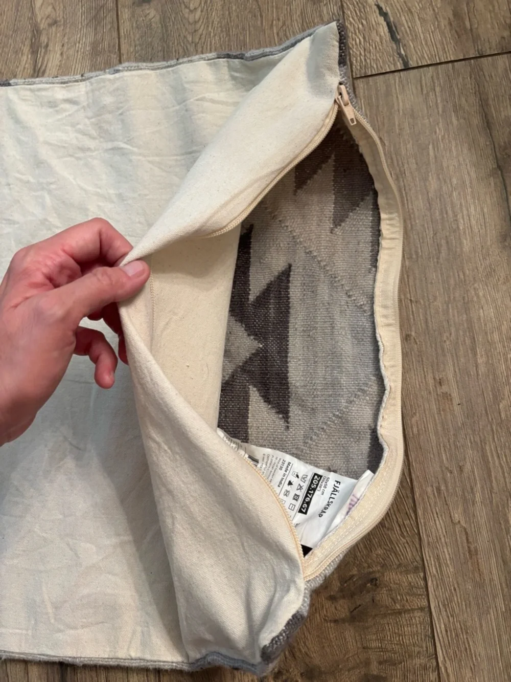 IKEA FJÄLLSKRÄP Wool Cotton Pillow Cover 20x20 Gray Geometric Kilim Scandinavian